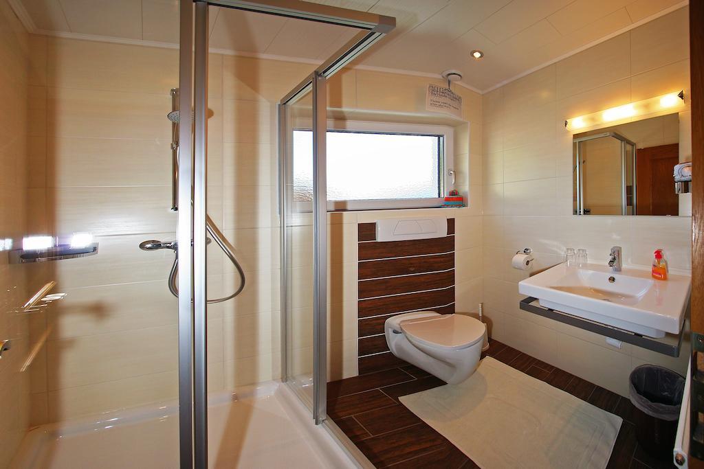 Ferienwohnungen Appartements Patscheider Finkenberg Room photo